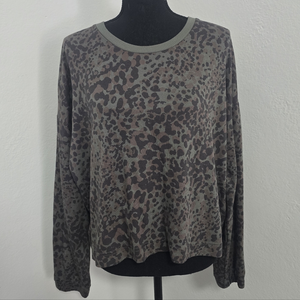 Lovestitch Sweet Spot Animal Print Sweatshirt Medium - Picture 4 of 8